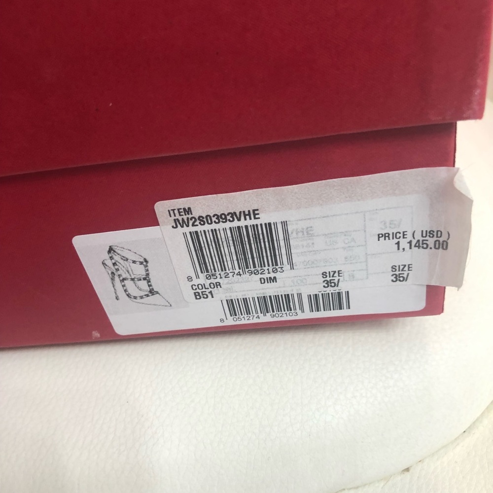 Shoes - Picture 2 of 3
